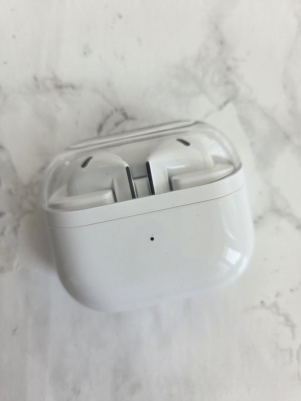 Samsung Galaxy Buds3 - White - Picture 2 of 6